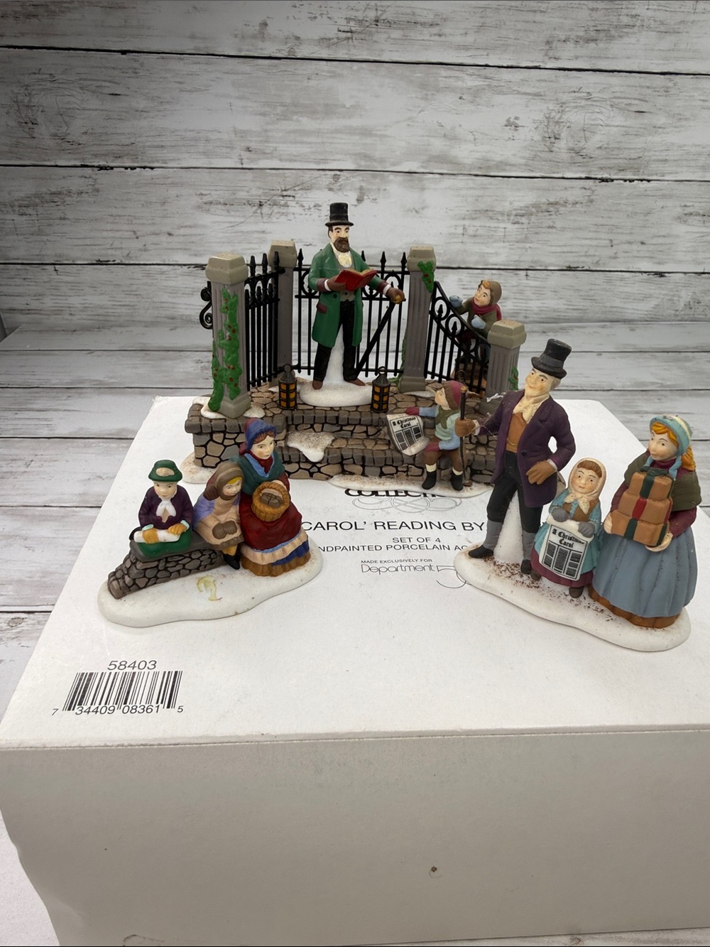 Dept 56 A Christmas Carol Reading Dickens Christmas village Read details